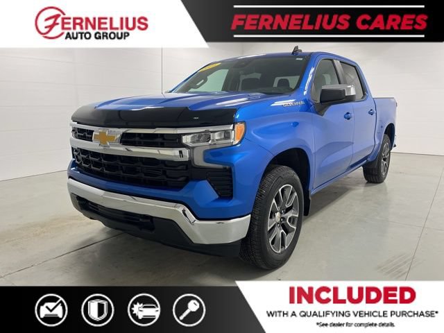 Used 2025 Chevrolet Silverado 1500 LT AWD/4WD image 3