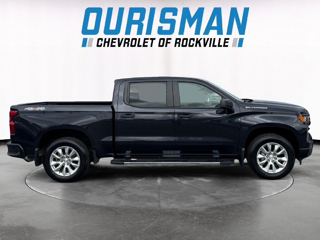Used 2023 Chevrolet Silverado 1500 Custom AWD/4WD image 7