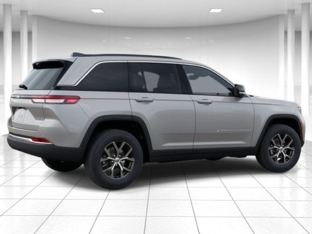 New 2025 Jeep Grand Cherokee Limited AWD/4WD image 4