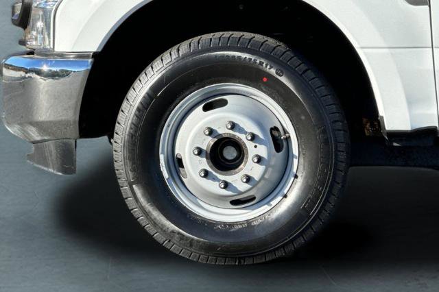 Certified 2021 Ford F350 XL w/ Power Equipment Group image 30