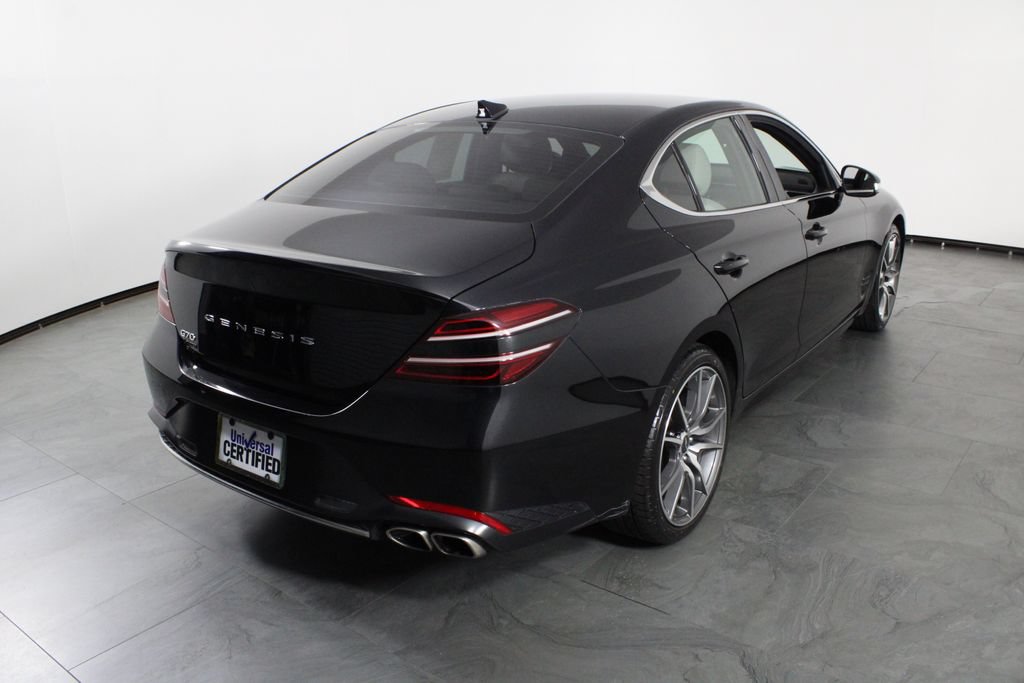 Used 2023 Genesis G70 2.0T RWD image 3