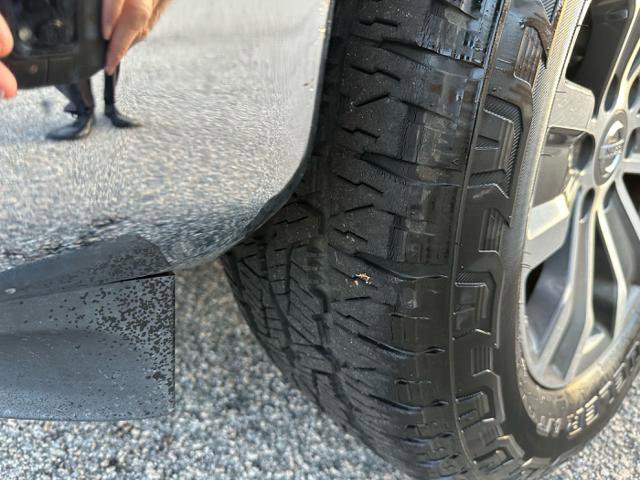 Used 2017 Nissan Titan SL image 38