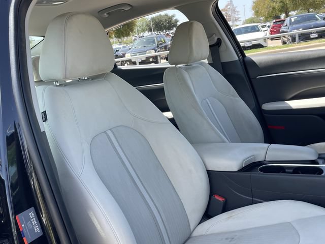 Used 2025 Hyundai Sonata SEL FWD image 25