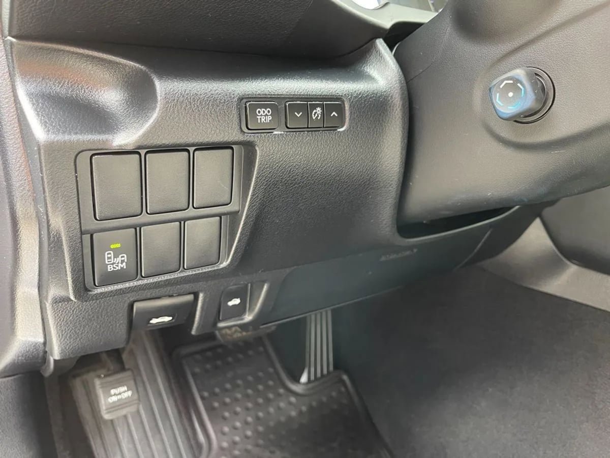 Used 2015 Lexus IS 250 AWD w/ Luxury Package image 31