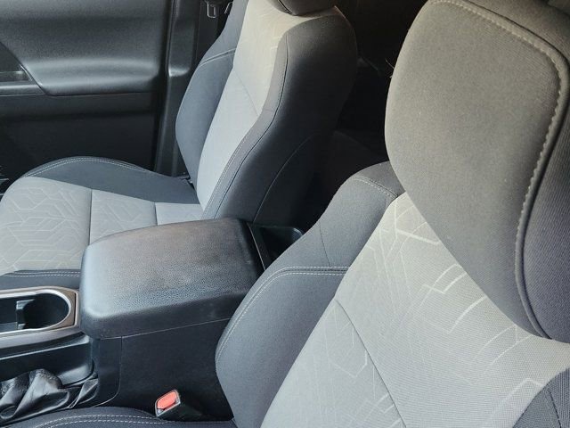 Used 2020 Toyota Tacoma TRD Sport w/ Technology Package image 21