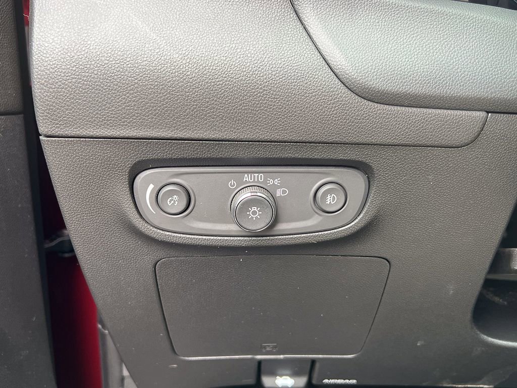 Used 2023 Buick Encore GX Preferred w/ Cold Weather Comfort Package image 16