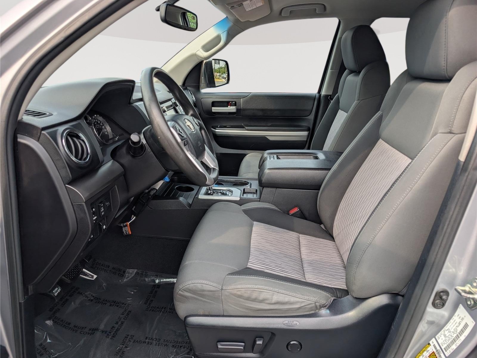 Used 2015 Toyota Tundra SR5 w/ TRD Off Road Package AWD/4WD image 16