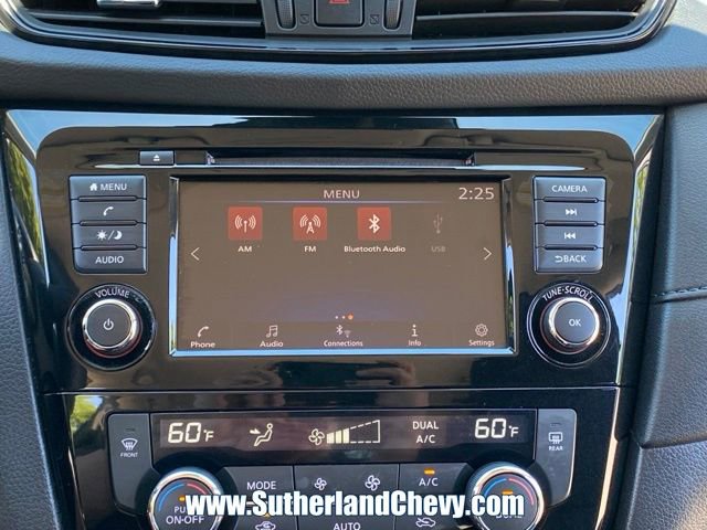 Used 2020 Nissan Rogue SV FWD image 24