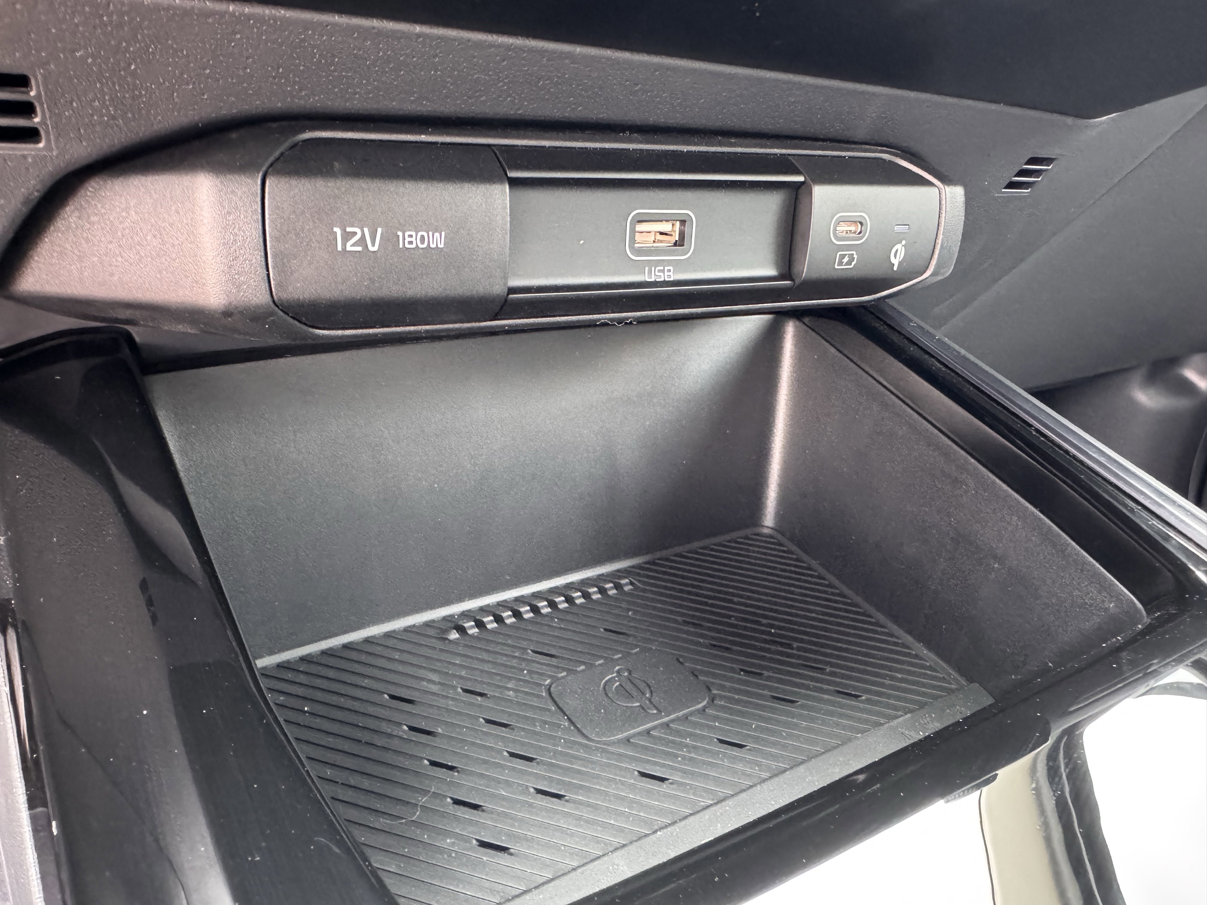 New 2026 Kia Niro EX FWD image 21