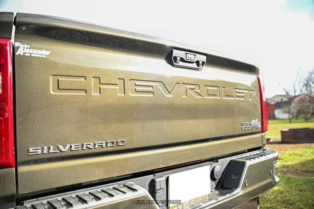 Used 2023 Chevrolet Silverado 3500 High Country image 47