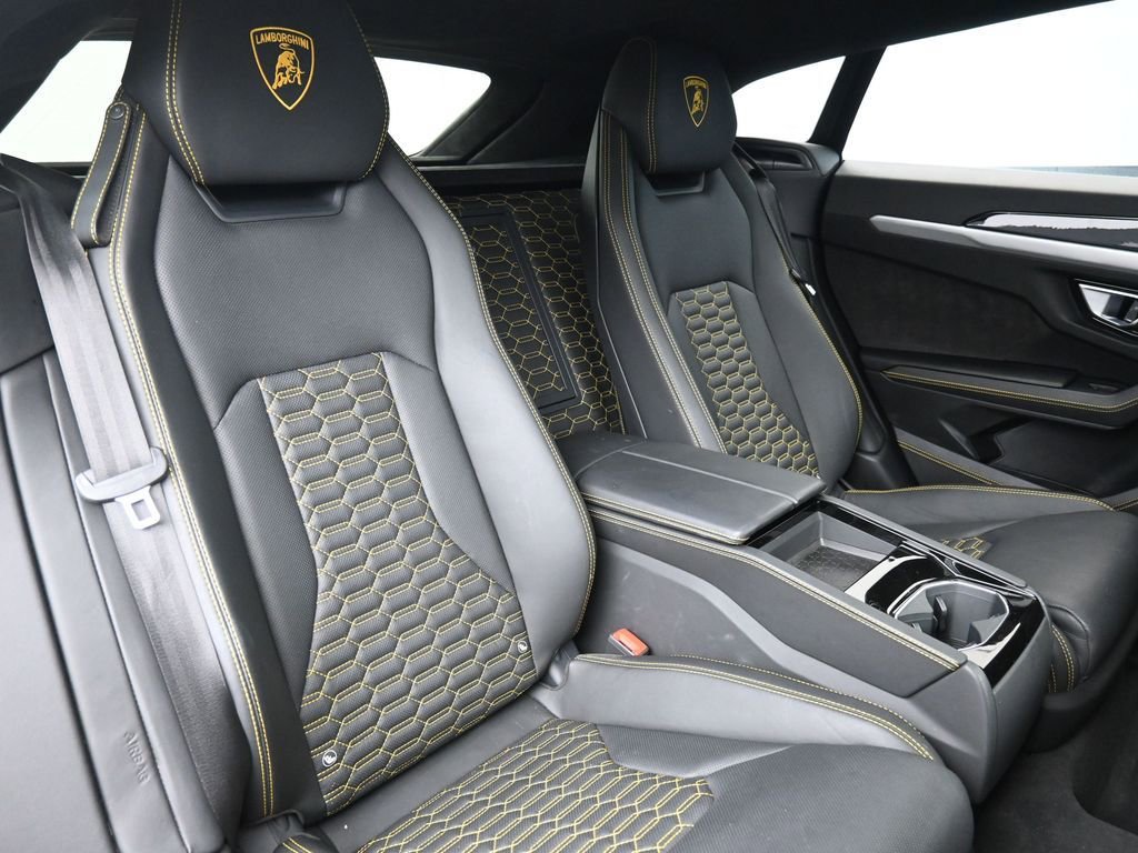 Used 2019 Lamborghini Urus image 27