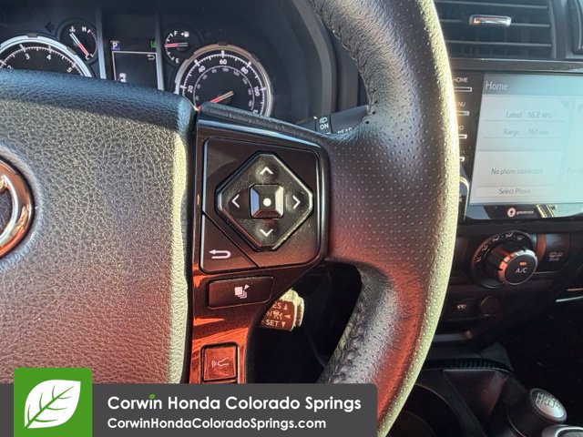 Used 2022 Toyota 4Runner TRD Off-Road AWD/4WD image 15