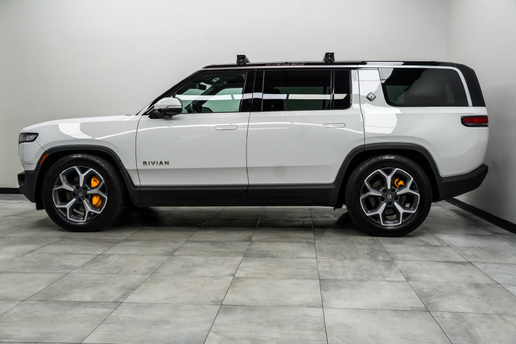 Used 2023 Rivian R1S Adventure Quad AWD/4WD image 9