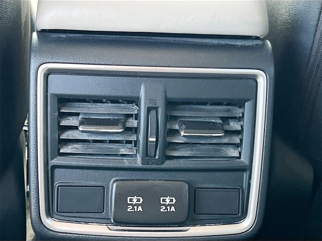 Used 2024 Subaru Forester Premium image 27