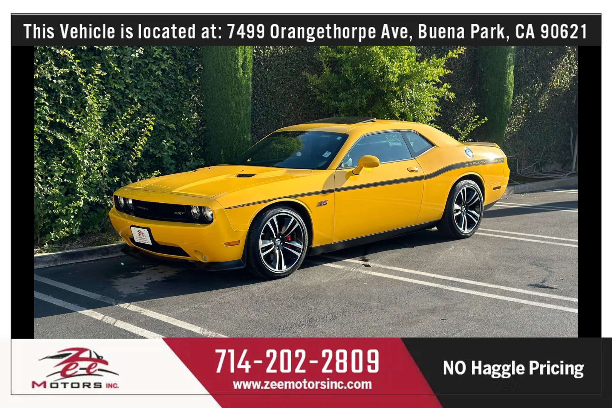 Used 2012 Dodge Challenger SRT8 Yellow Jacket w/ Premium Sound Group RWD image 11