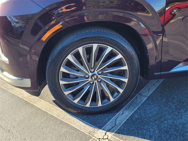 Used 2023 Hyundai Palisade Calligraphy image 9