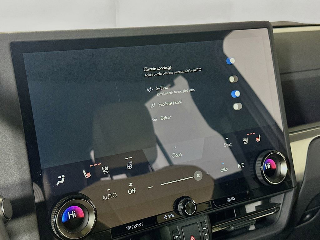 Used 2024 Lexus GX 550 image 25