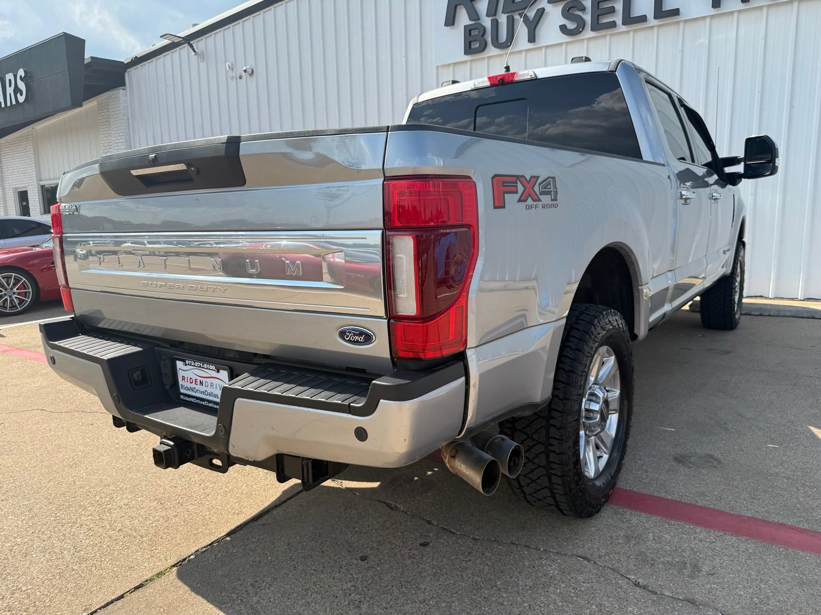 Used 2020 Ford F250 Platinum w/ FX4 Off-Road Package AWD/4WD image 7