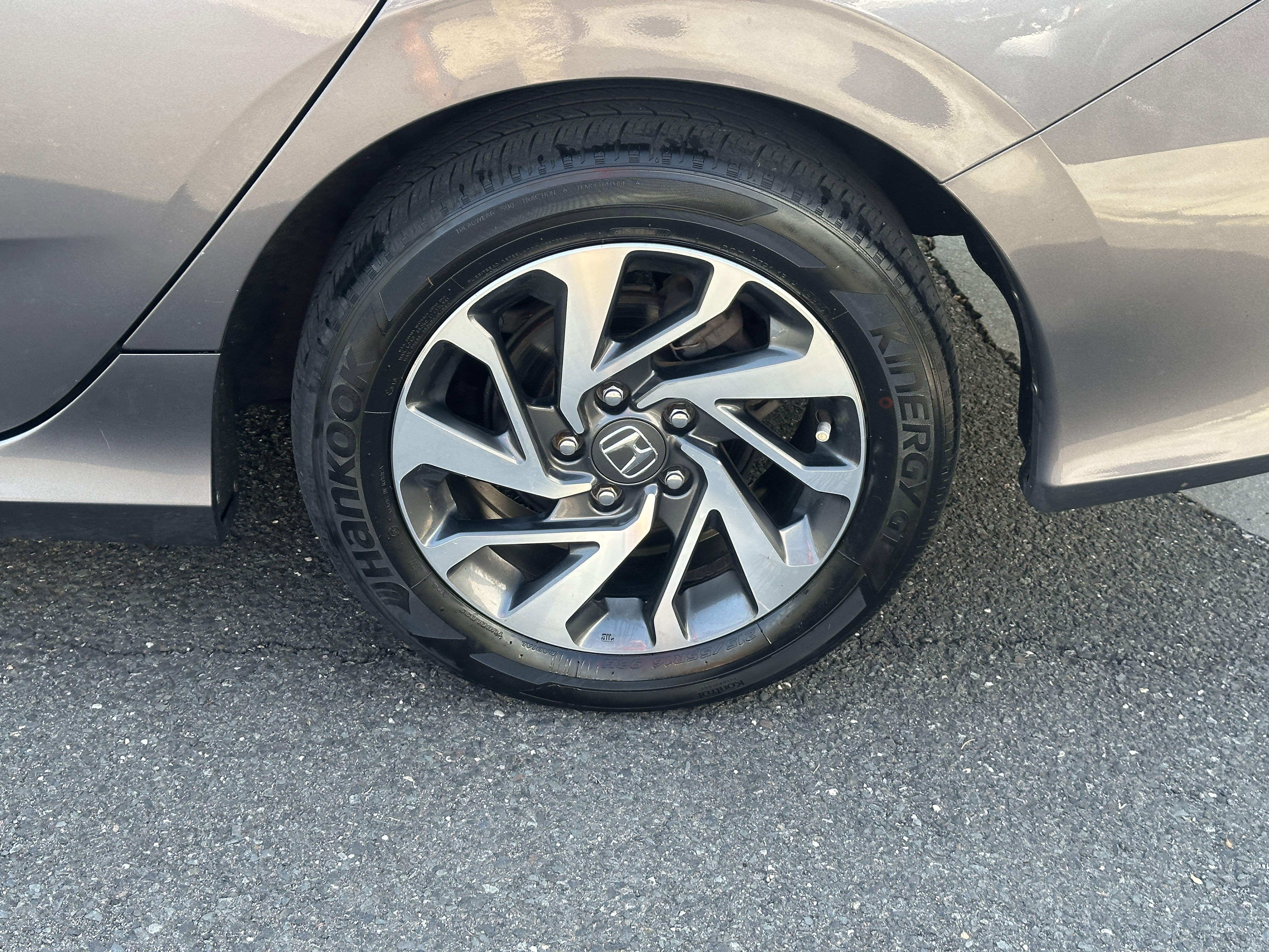 Used 2016 Honda Civic EX image 17