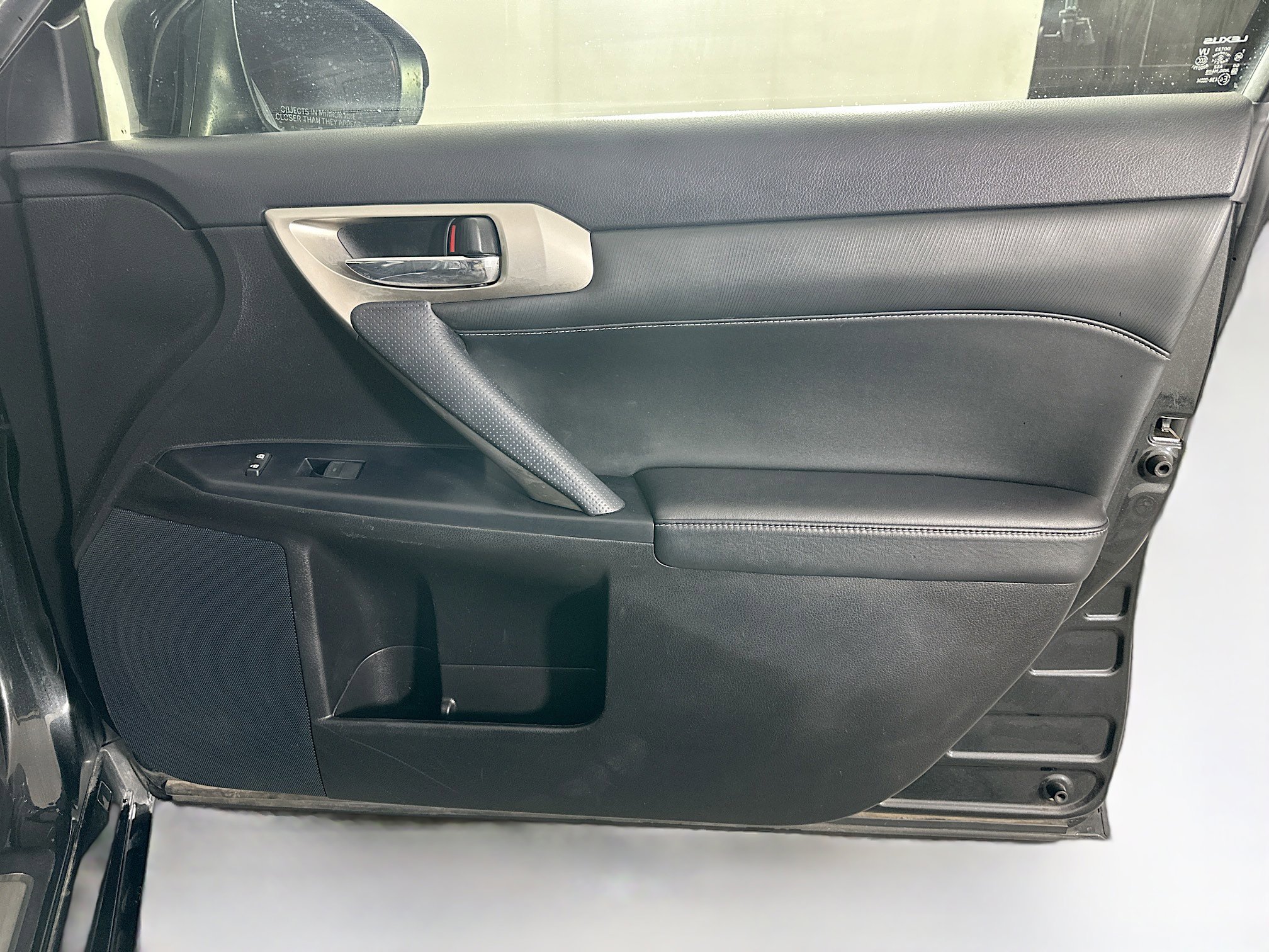 Used 2017 Lexus CT 200h w/ Seat Comfort Package image 30