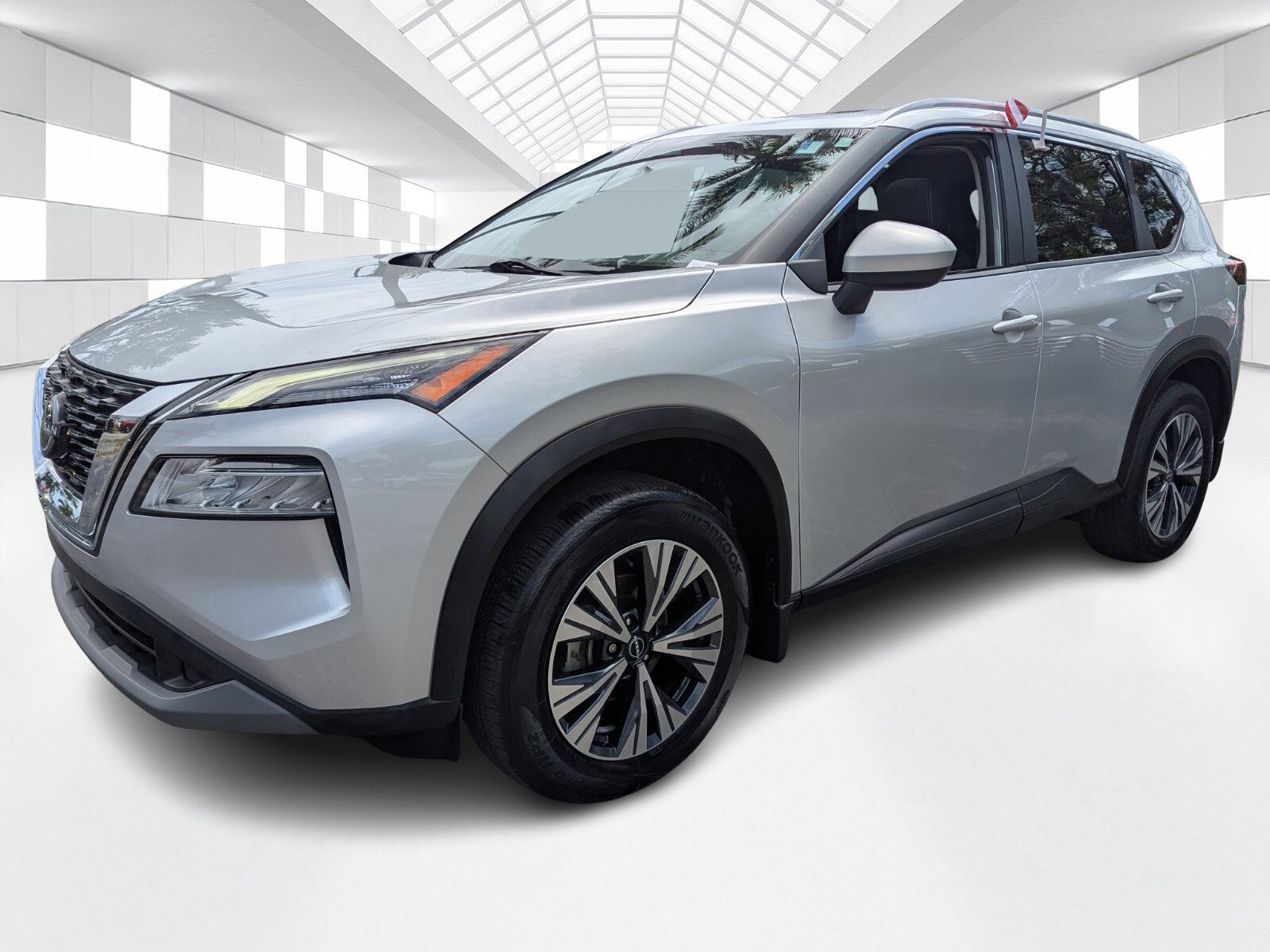 Certified 2023 Nissan Rogue SV w/ SV Premium B Package FWD image 3