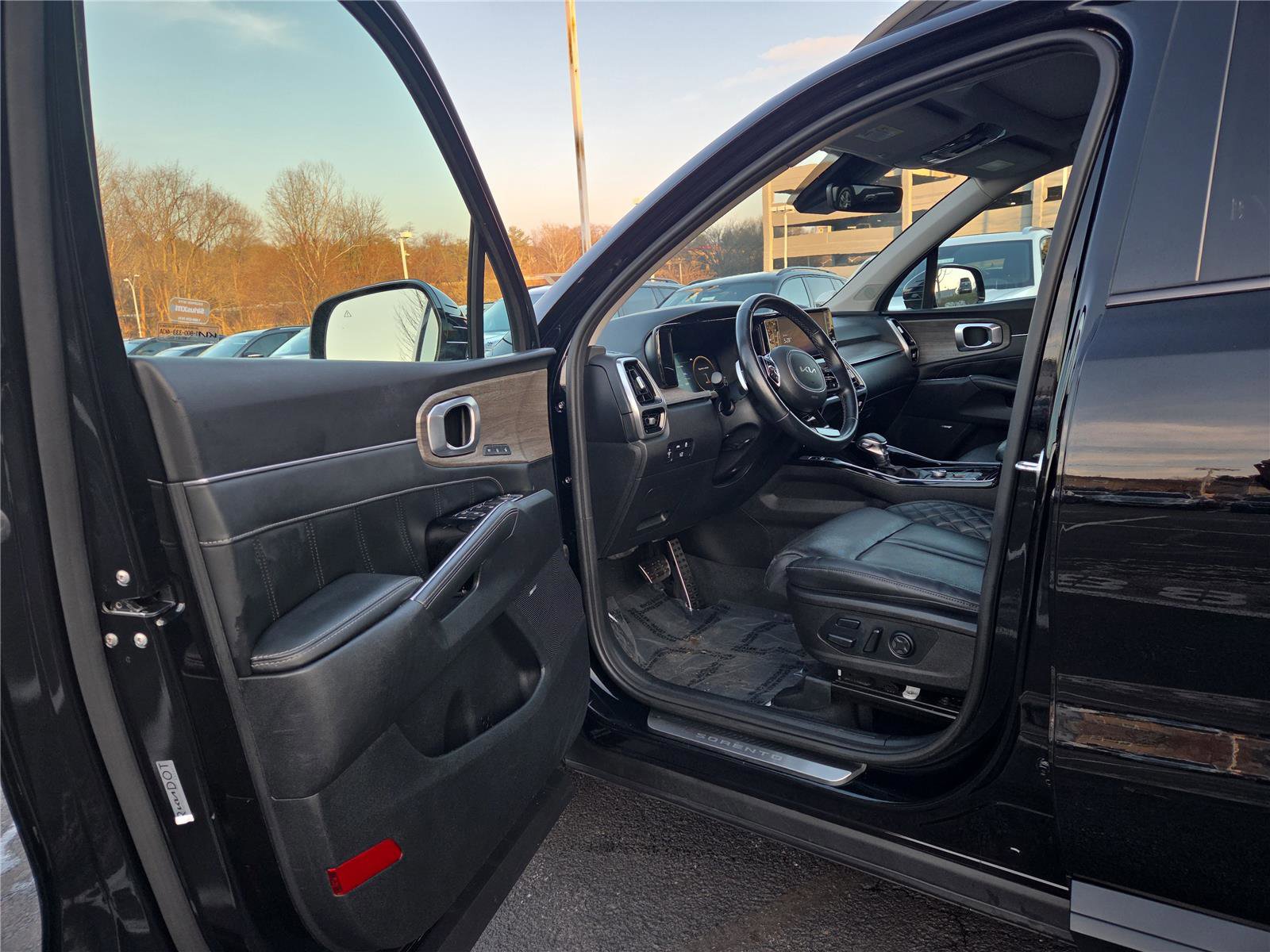 Certified 2022 Kia Sorento SX Prestige image 12