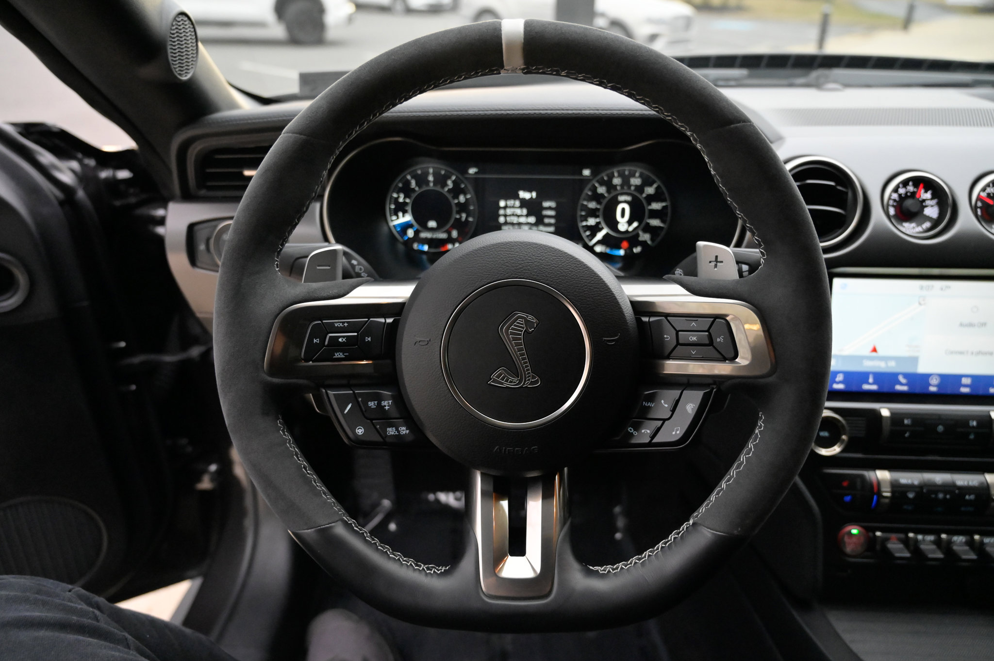 Used 2022 Ford Mustang Shelby GT500 w/ Technology Package image 27