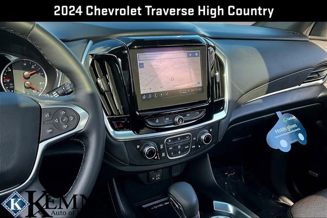 Used 2024 Chevrolet Traverse High Country image 10