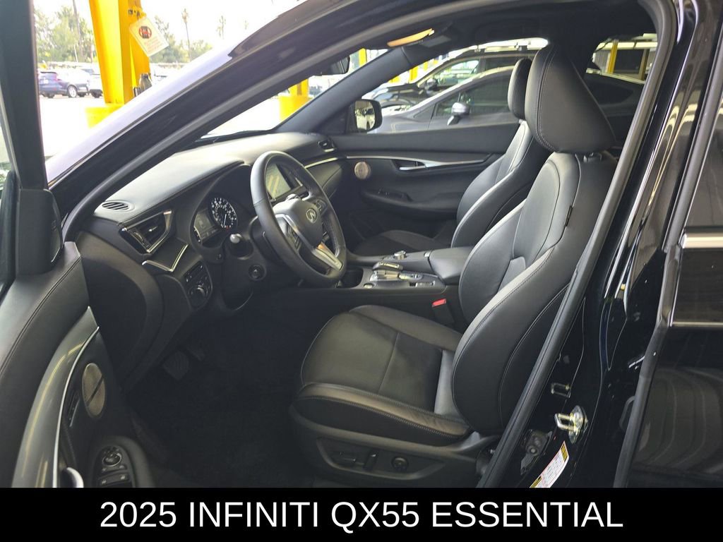 Used 2025 INFINITI QX55 Essential image 3