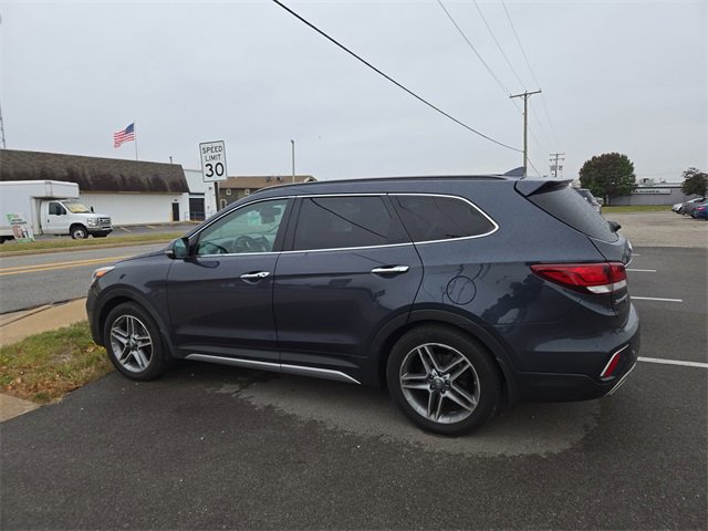 Used 2019 Hyundai Santa Fe XL image 2