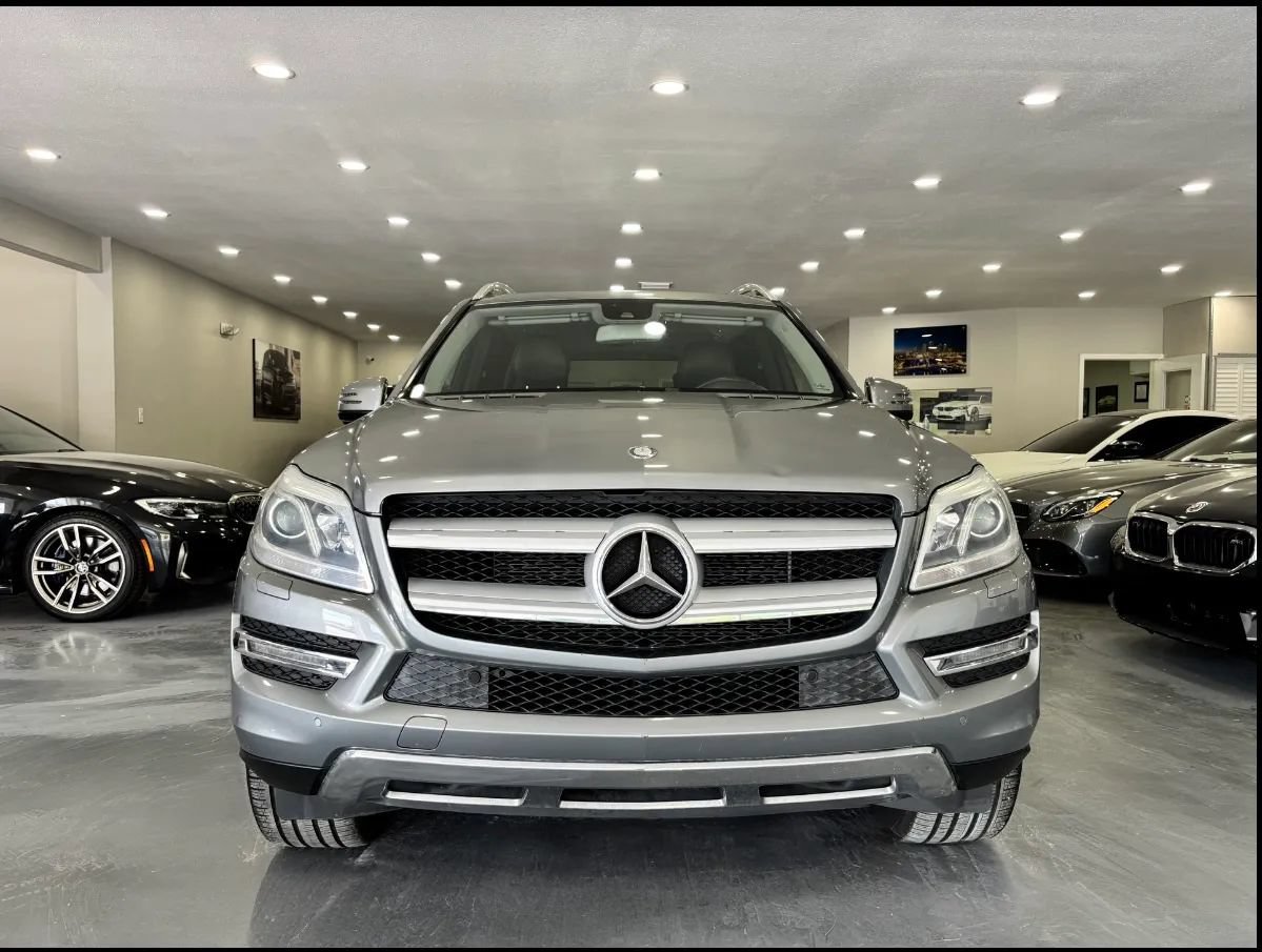 Used 2014 Mercedes-Benz GL 450 4MATIC image 2
