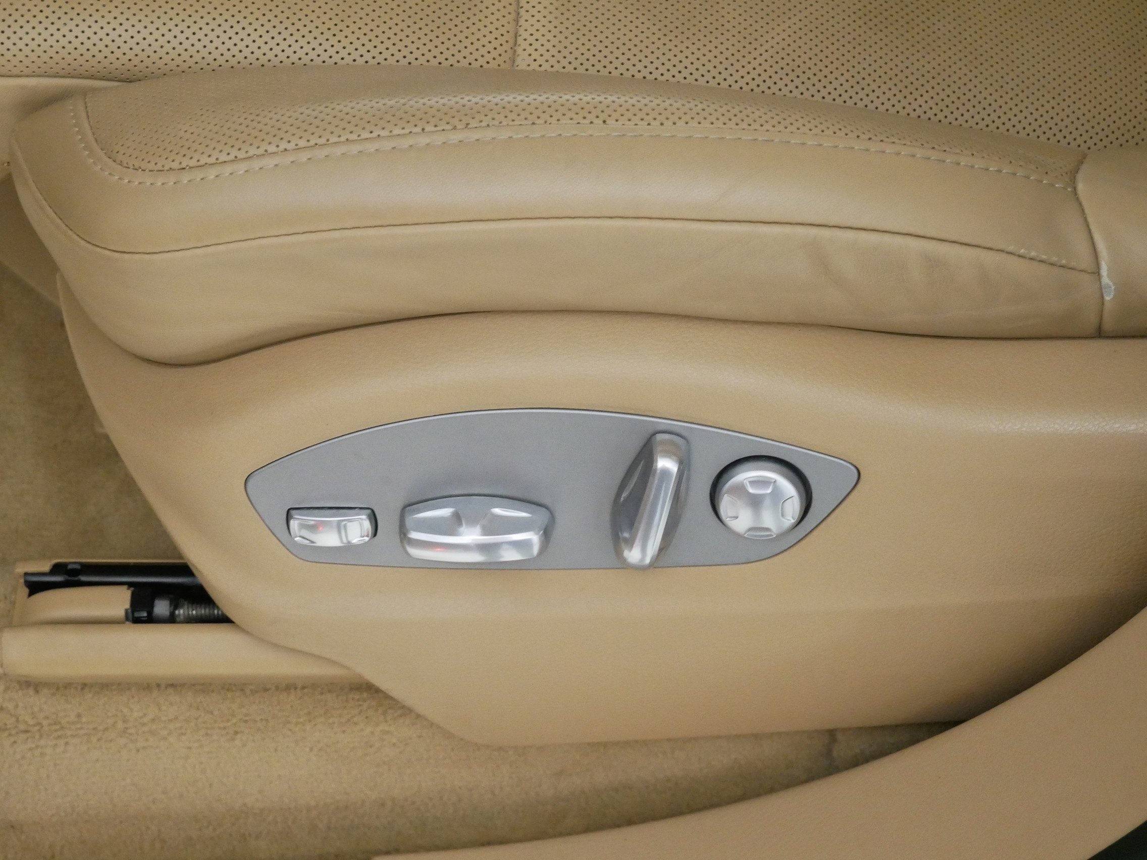 Used 2014 Porsche Cayenne AWD/4WD image 20