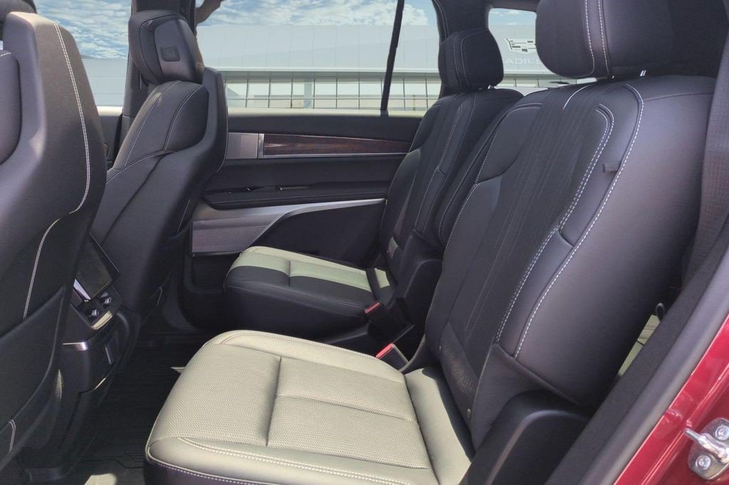 Certified 2026 Cadillac Vistiq Premium Luxury w/ LPO, Floor Liner Package AWD/4WD image 14