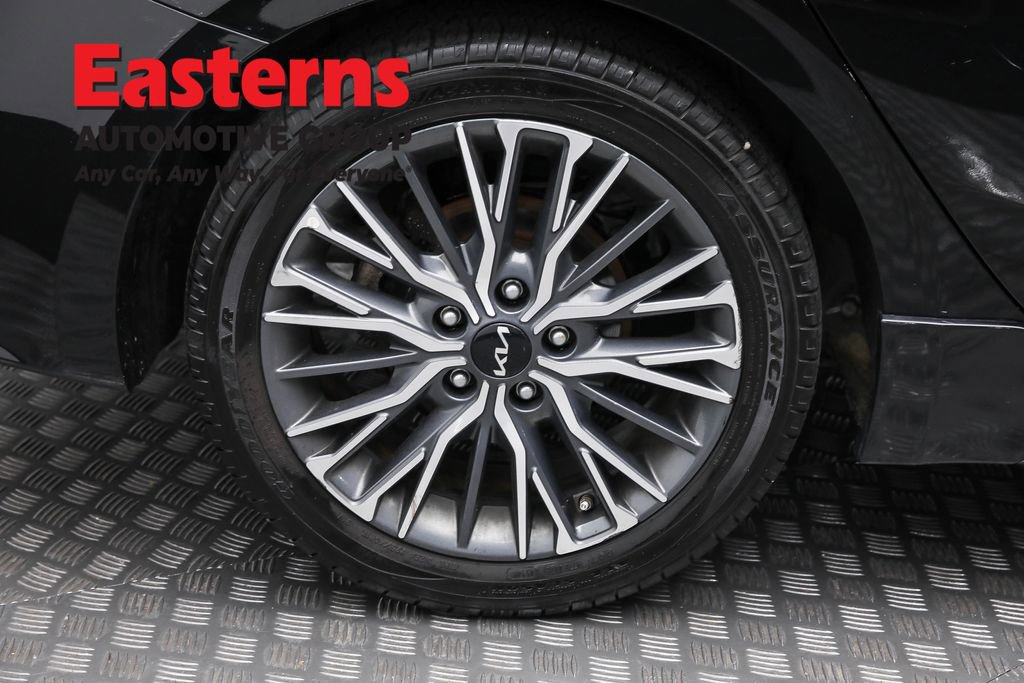 Used 2023 Kia Forte GT-Line image 30