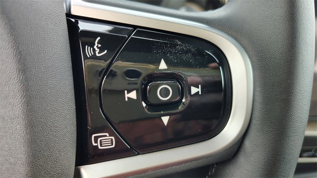 New 2026 Volvo XC60 B5 Plus w/ Protection Package Premier image 14