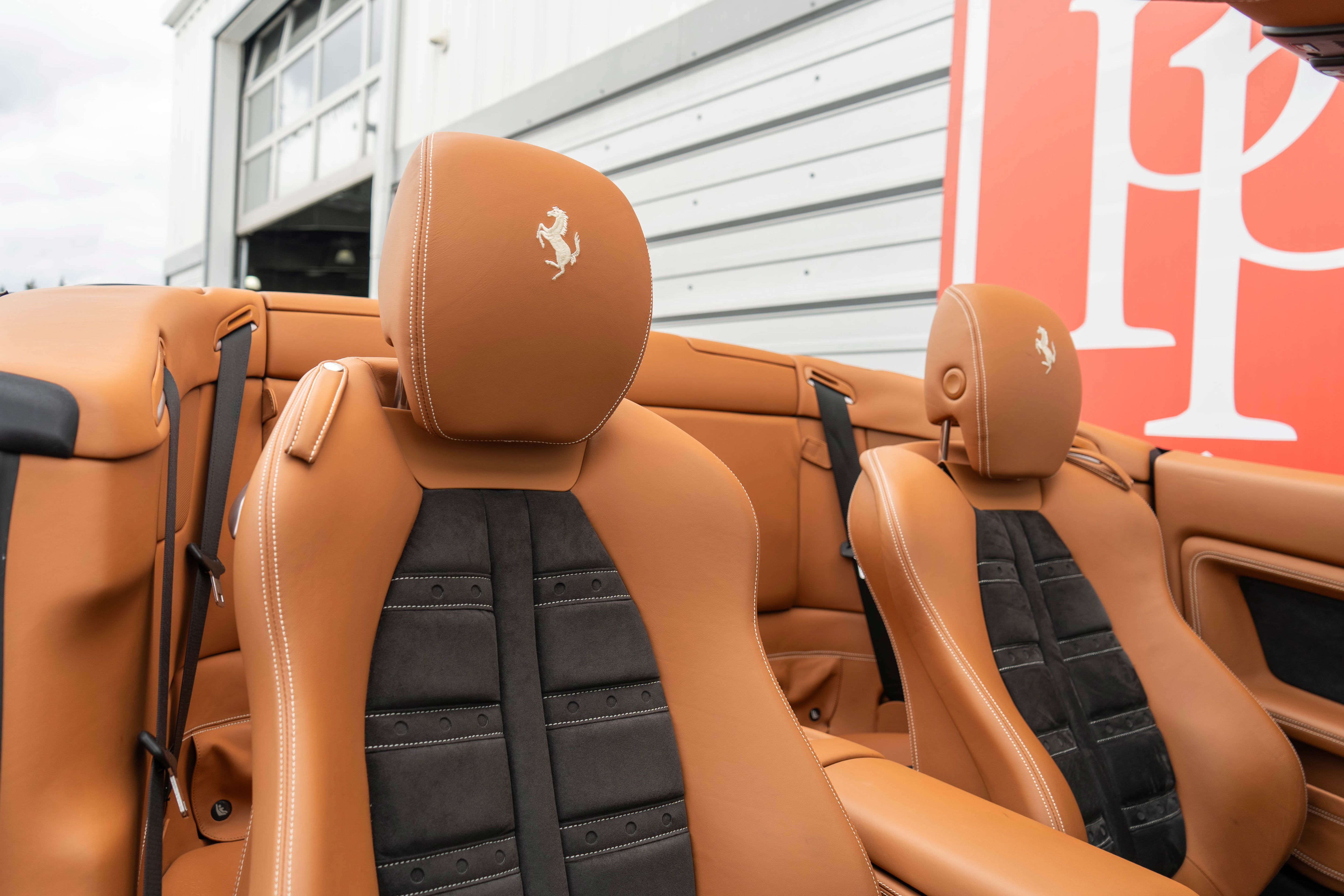 Used 2012 Ferrari California RWD image 20