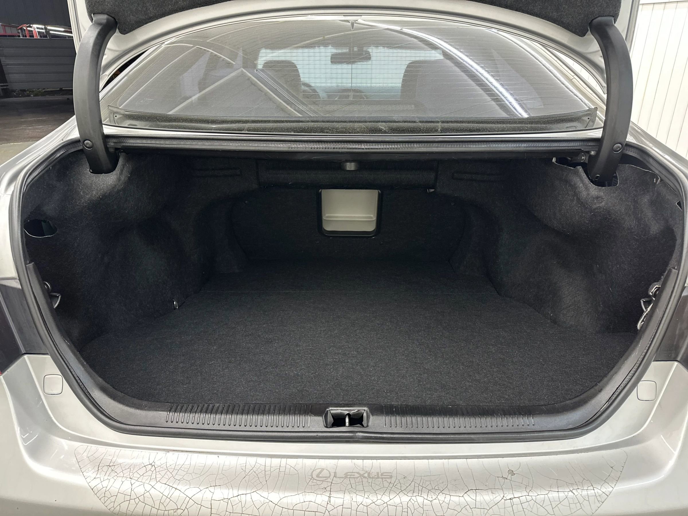 Used 2010 Lexus ES 350 image 10