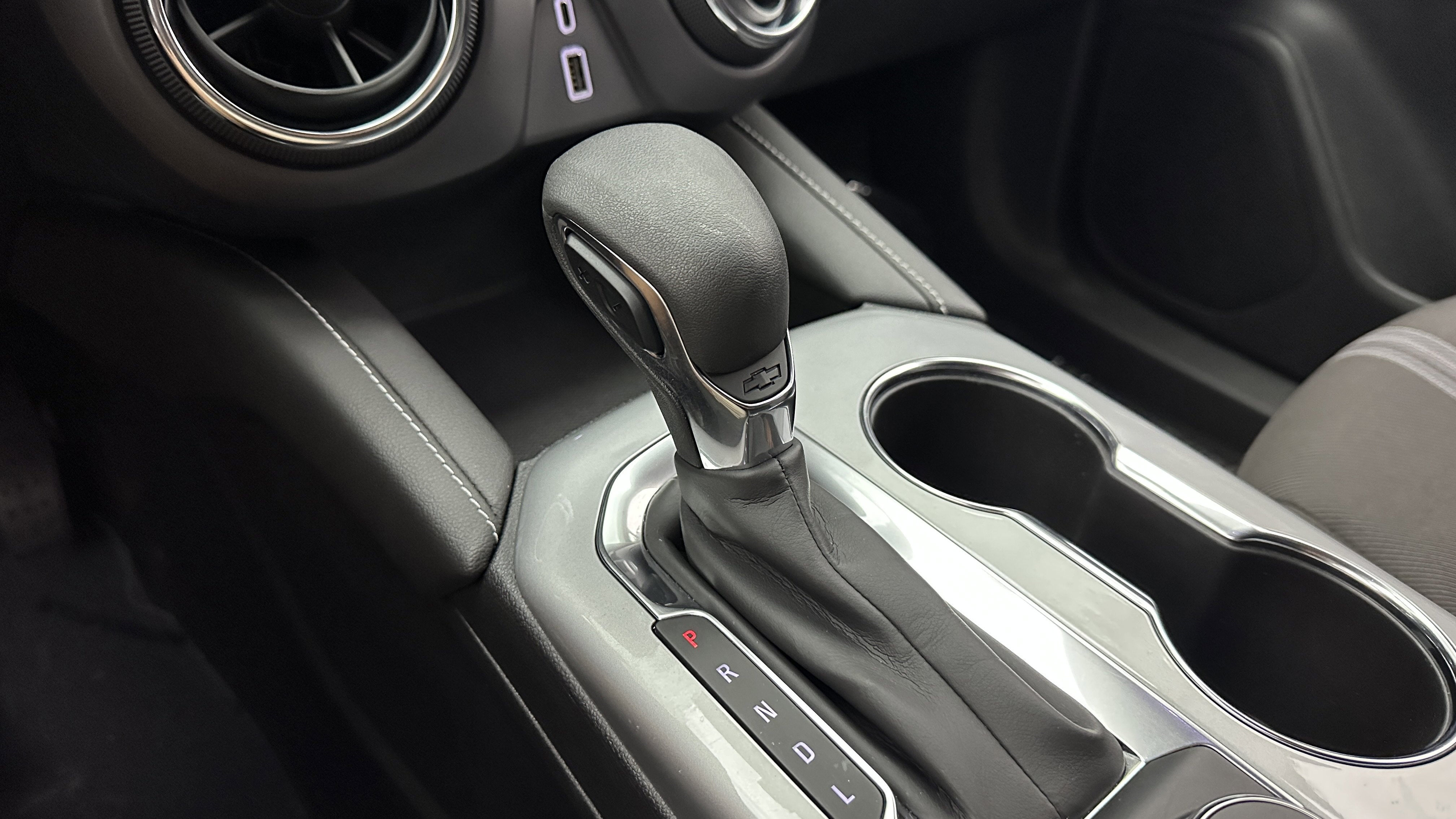 Used 2025 Chevrolet Blazer LT image 16