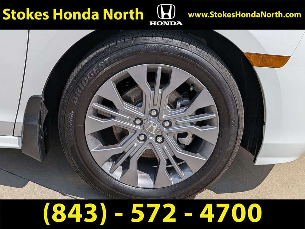 Certified 2025 Honda Odyssey Touring image 14
