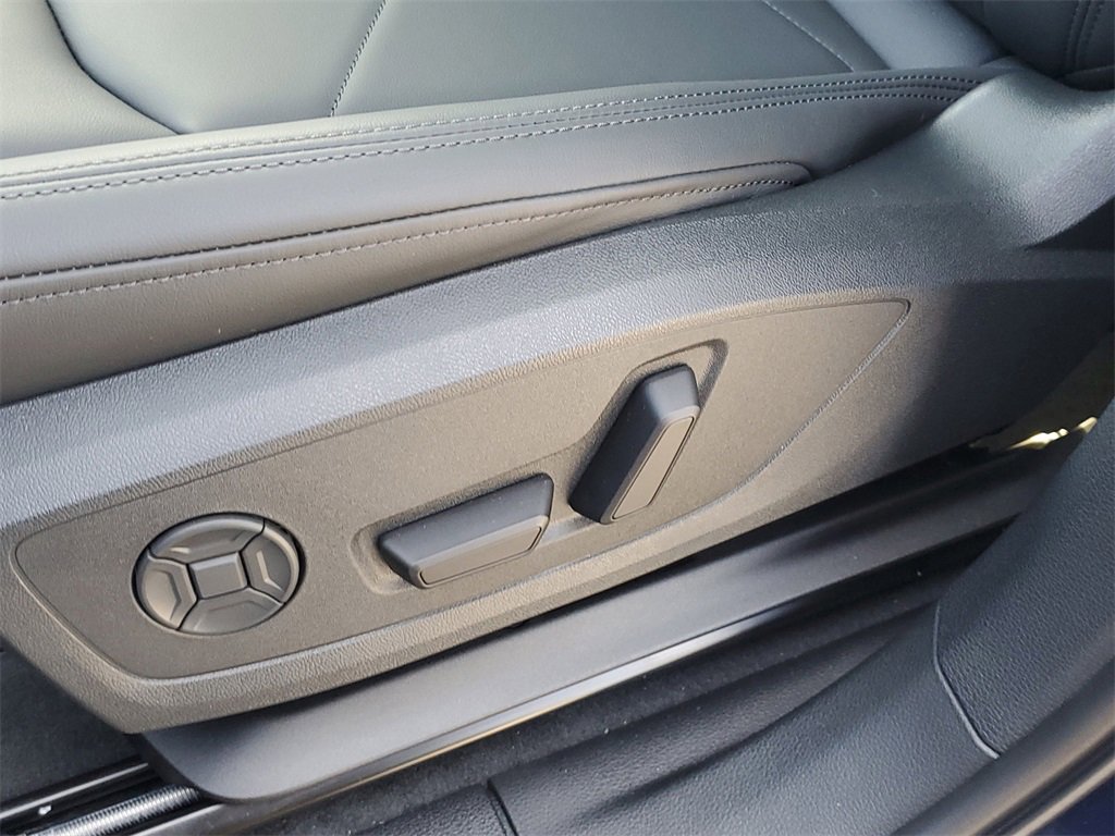 New 2025 Audi Q3 2.0T Premium image 18