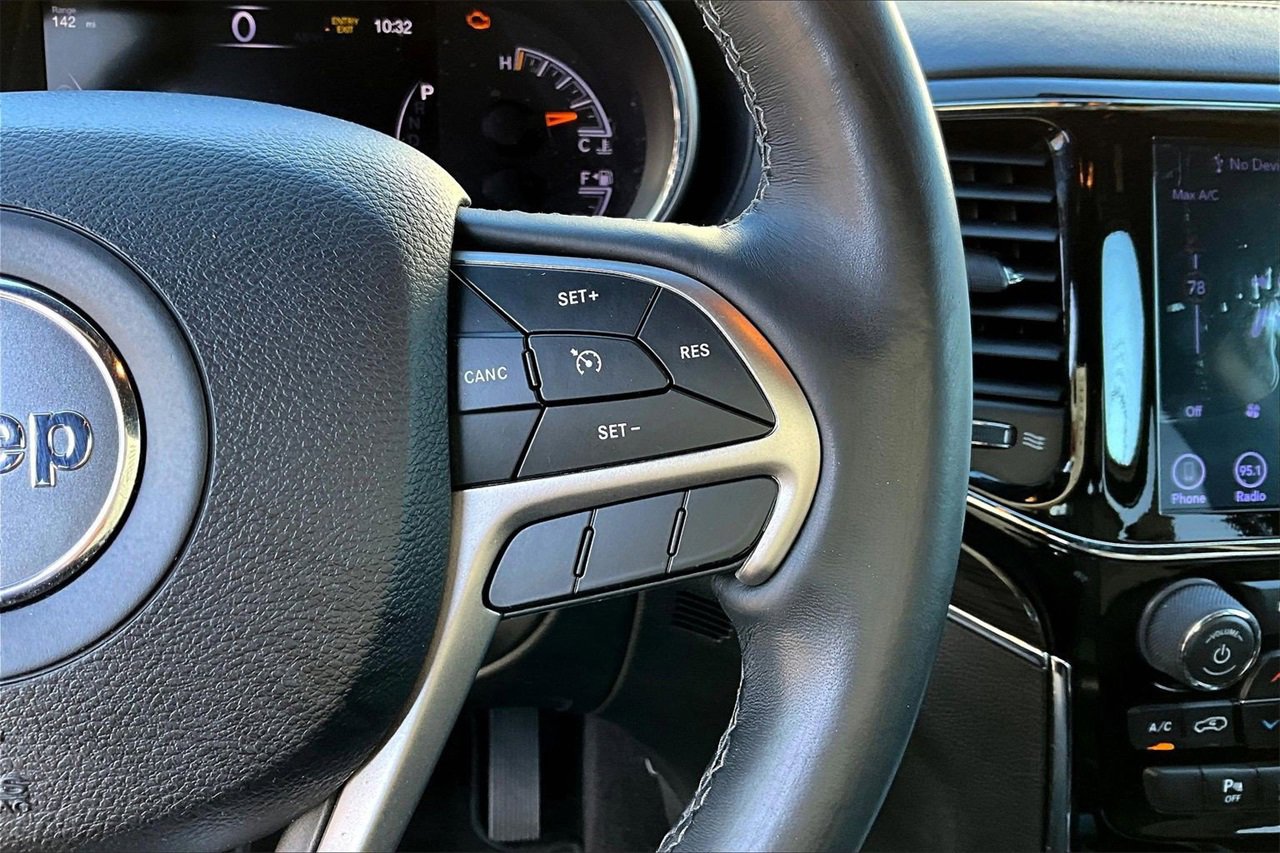 Used 2019 Jeep Grand Cherokee Overland image 29