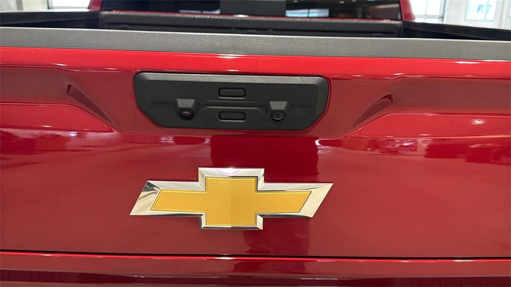 Used 2025 Chevrolet Silverado 1500 LTZ w/ LTZ Premium Package image 9