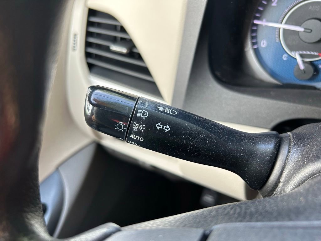 Used 2020 Toyota Sienna LE FWD image 24