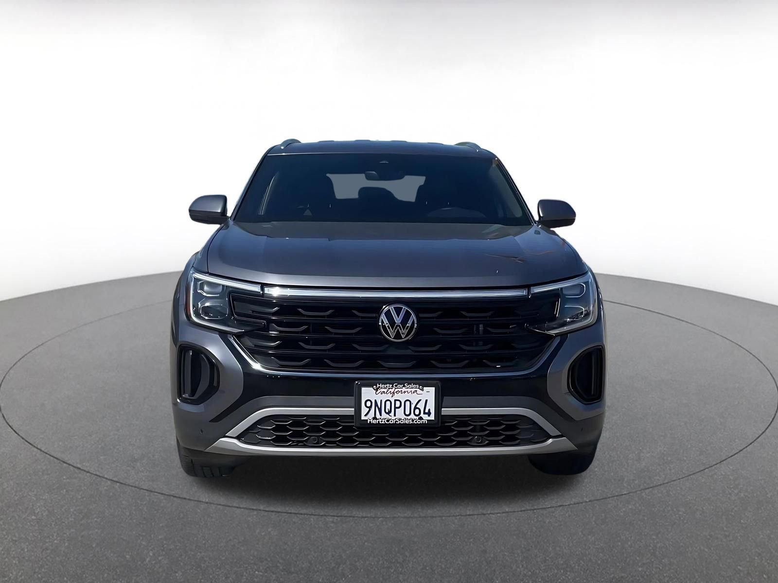 Used 2025 Volkswagen Atlas Cross Sport SE image 4