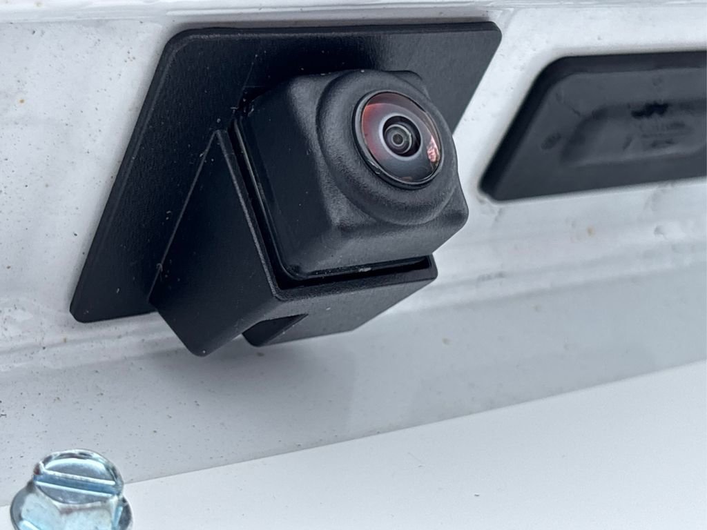 Used 2024 Chevrolet Malibu LT image 15