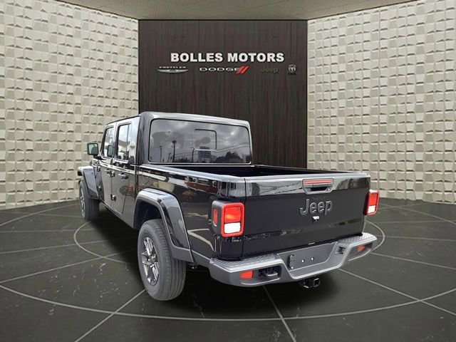 New 2026 Jeep Gladiator Sport AWD/4WD image 4