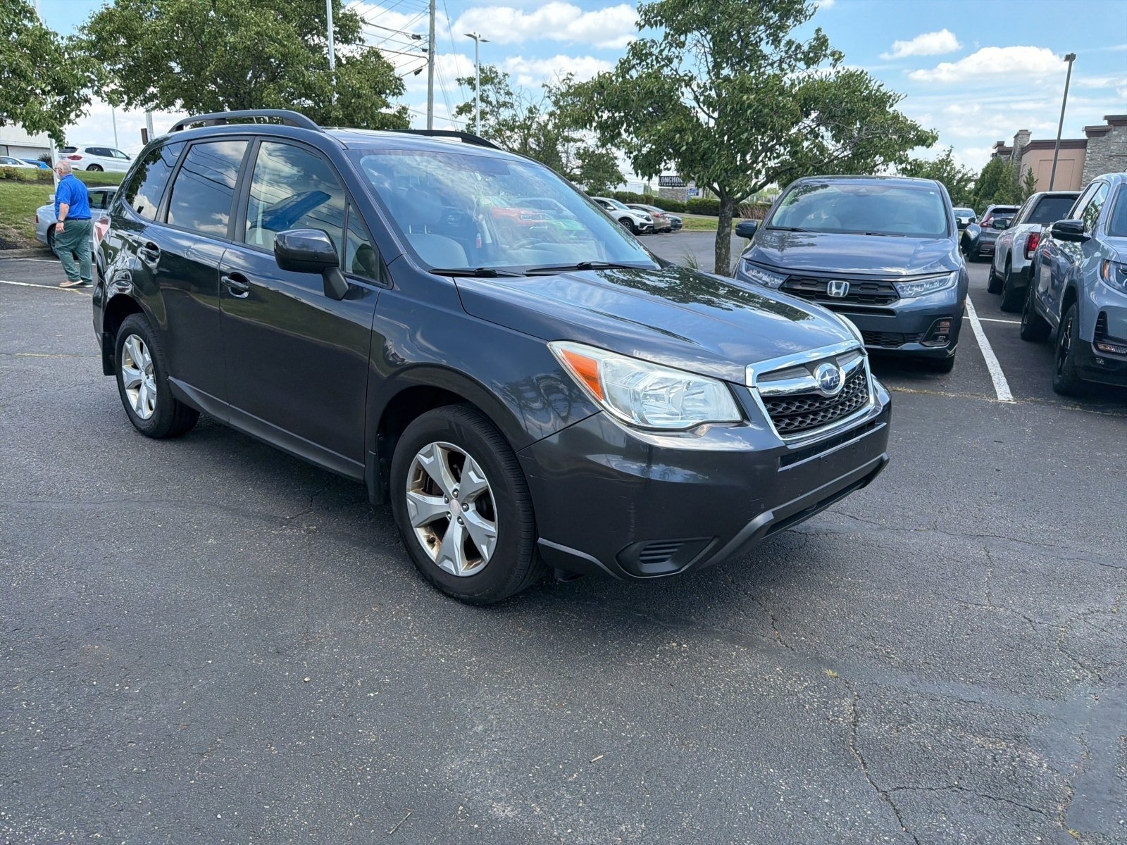 Used 2015 Subaru Forester 2.5i Premium w/ All-Weather Package AWD/4WD image 15