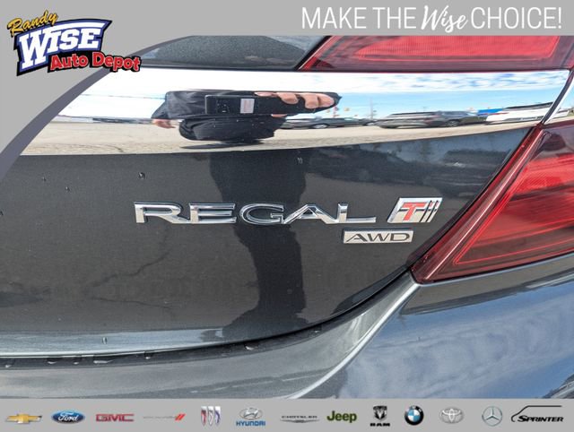 Used 2017 Buick Regal AWD image 23