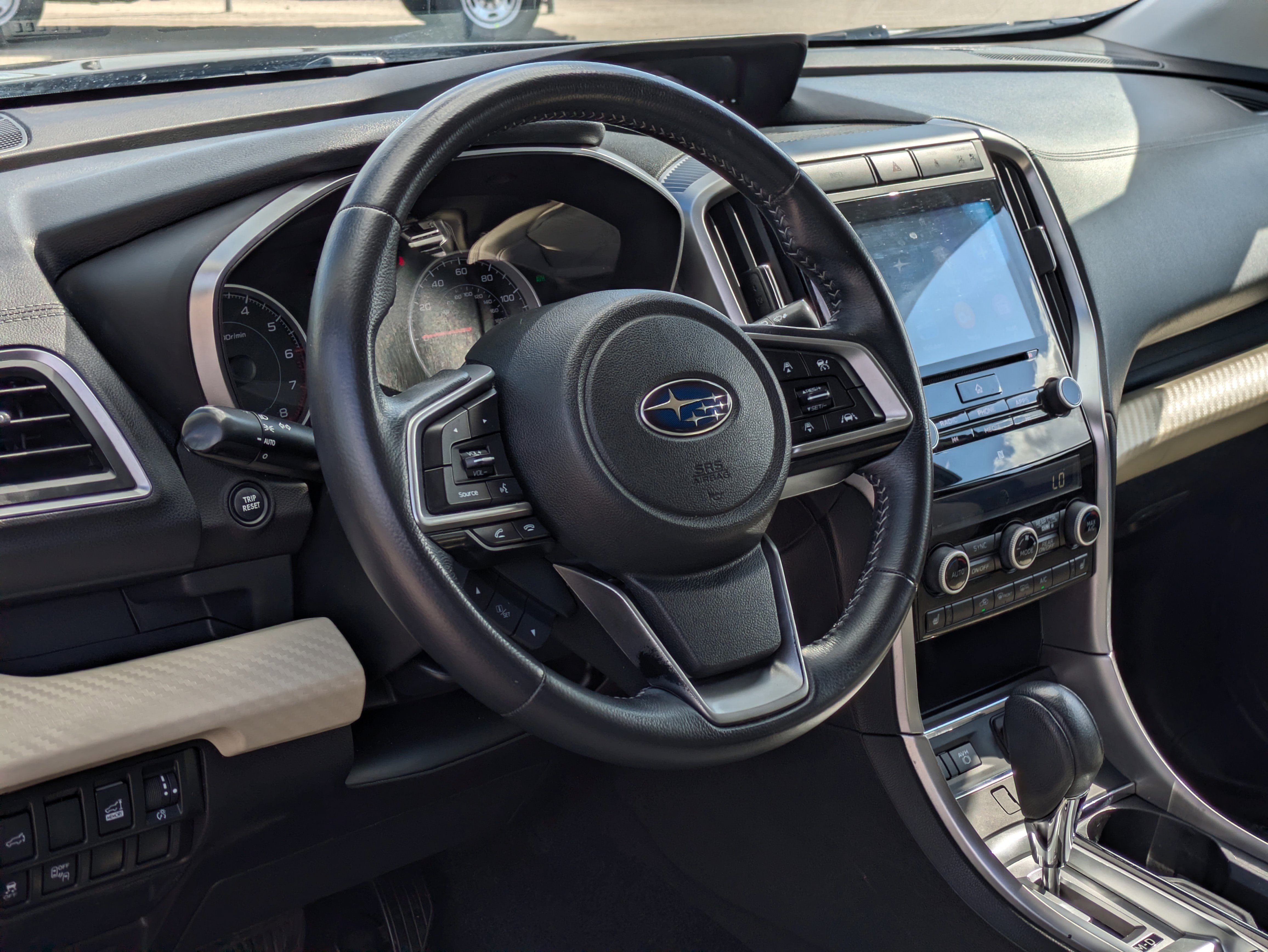 Used 2019 Subaru Ascent Premium image 23