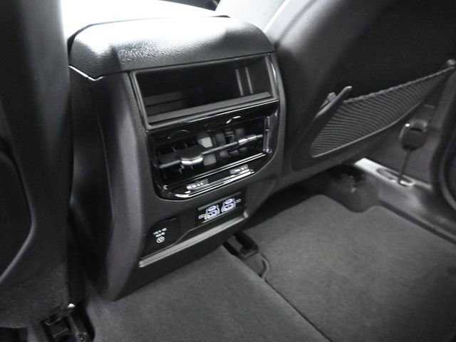 Used 2022 Jeep Grand Cherokee Altitude image 32